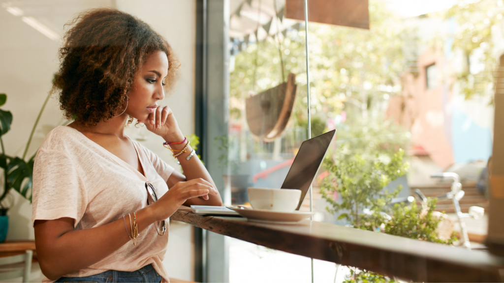 is becoming a life insurance agent worth it